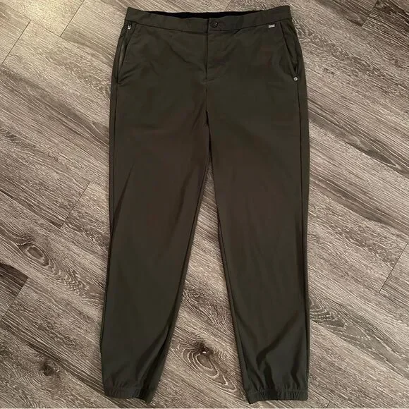 Vuori Fleet Jogger - Picture 1 of 5